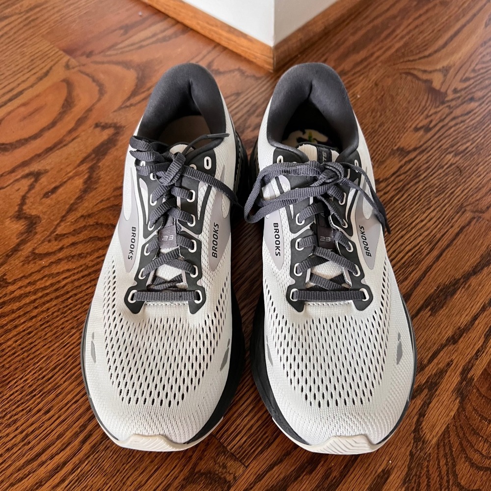 Brooks Adrenaline GTS 23 Mens Running Shoes Oyster Alloy Black 1103911D065 Sz 9 - Picture 7 of 16